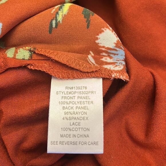 COPY - COPY - Daniel Rainn burnt orange floral mixed media sleeveless blouse Si… - Picture 9 of 10